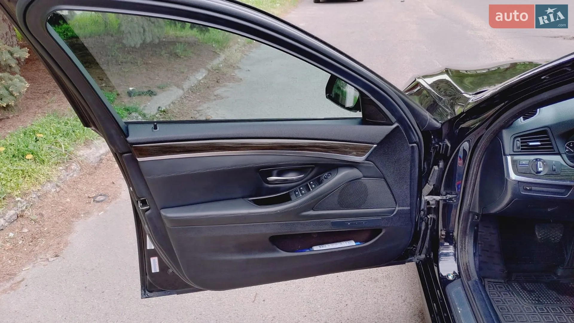 2015 BMW 5er - мініатюра 15