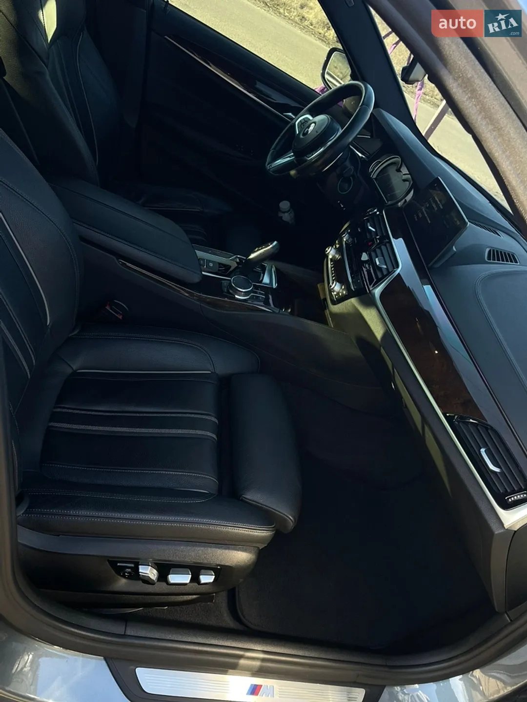 2017 BMW 5er - мініатюра 19