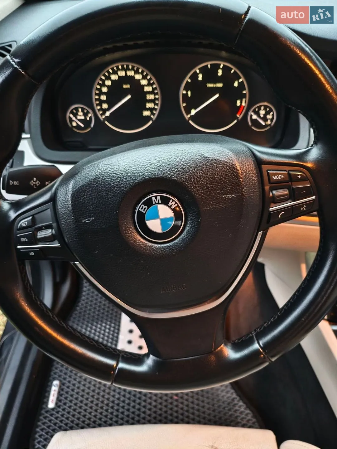 2010 BMW 5er - мініатюра 15