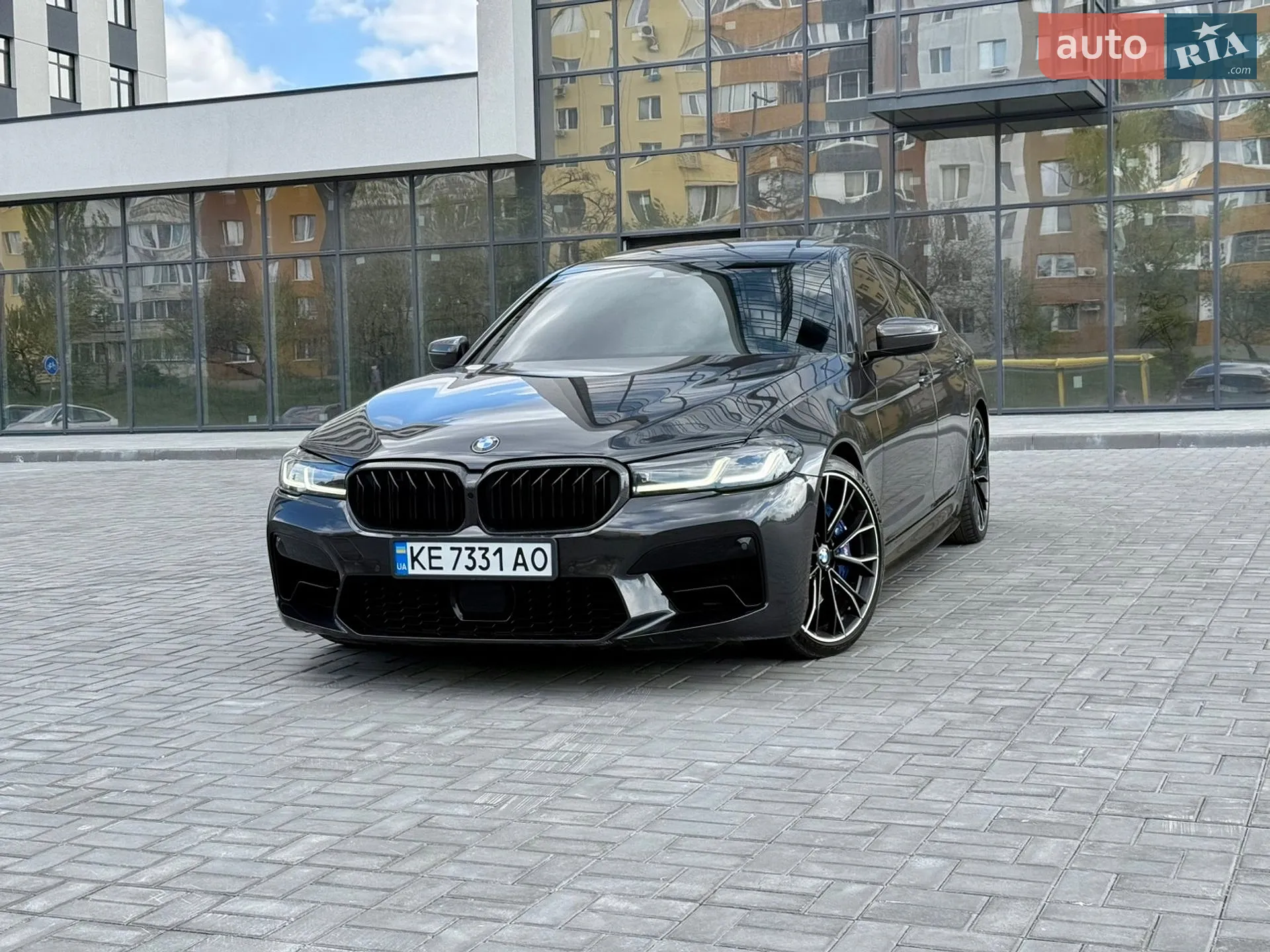 2017 BMW 5er - мініатюра 3