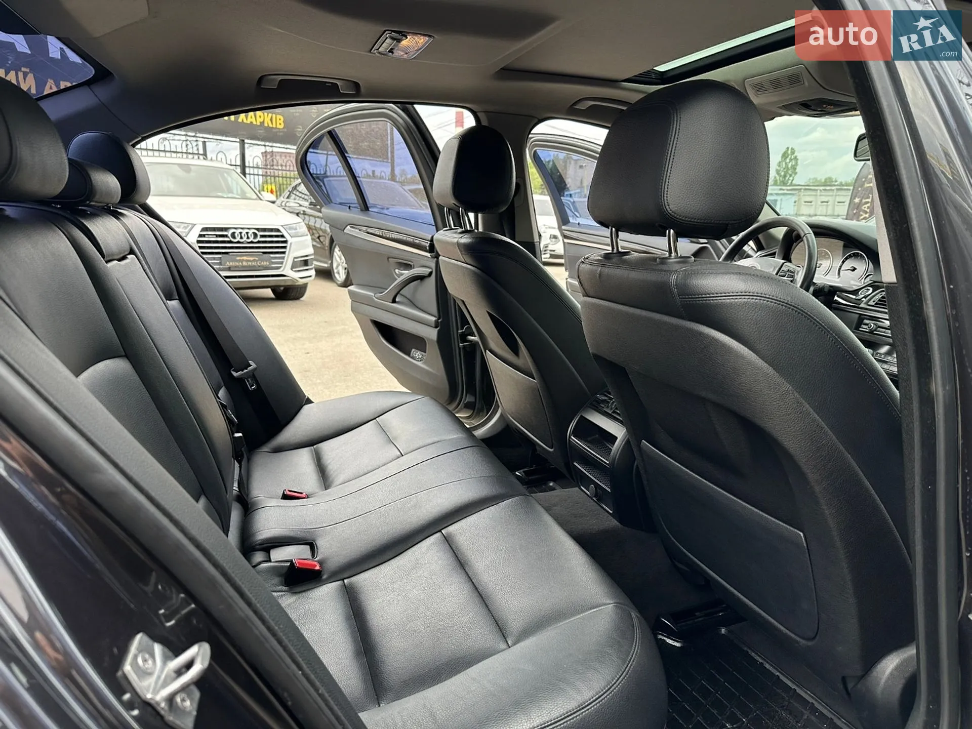 2014 BMW 5er - мініатюра 18
