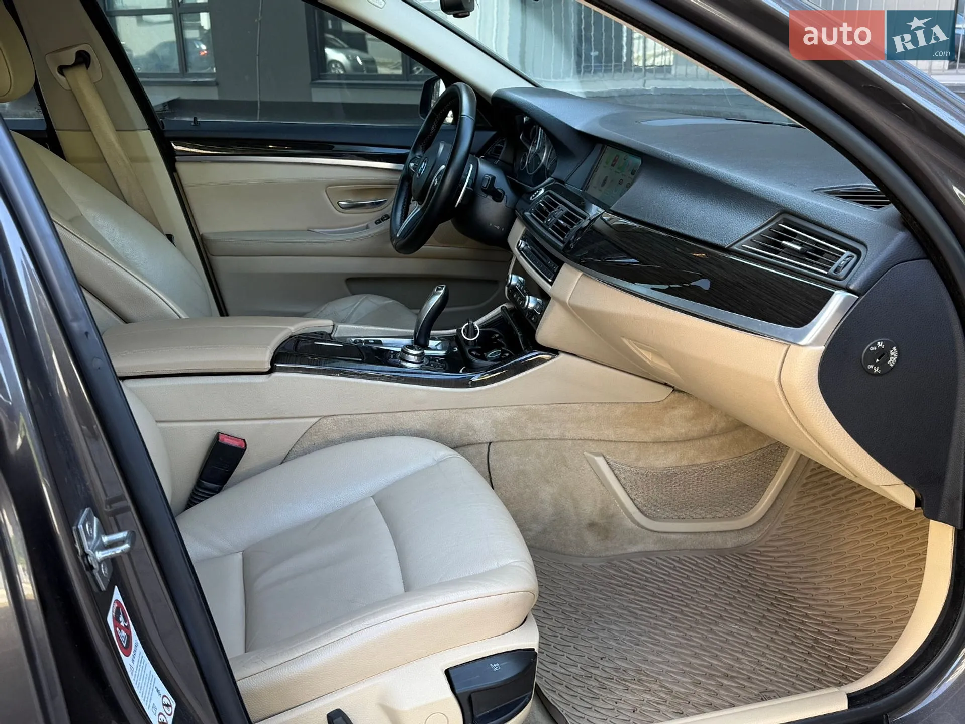 2010 BMW 5er - мініатюра 30