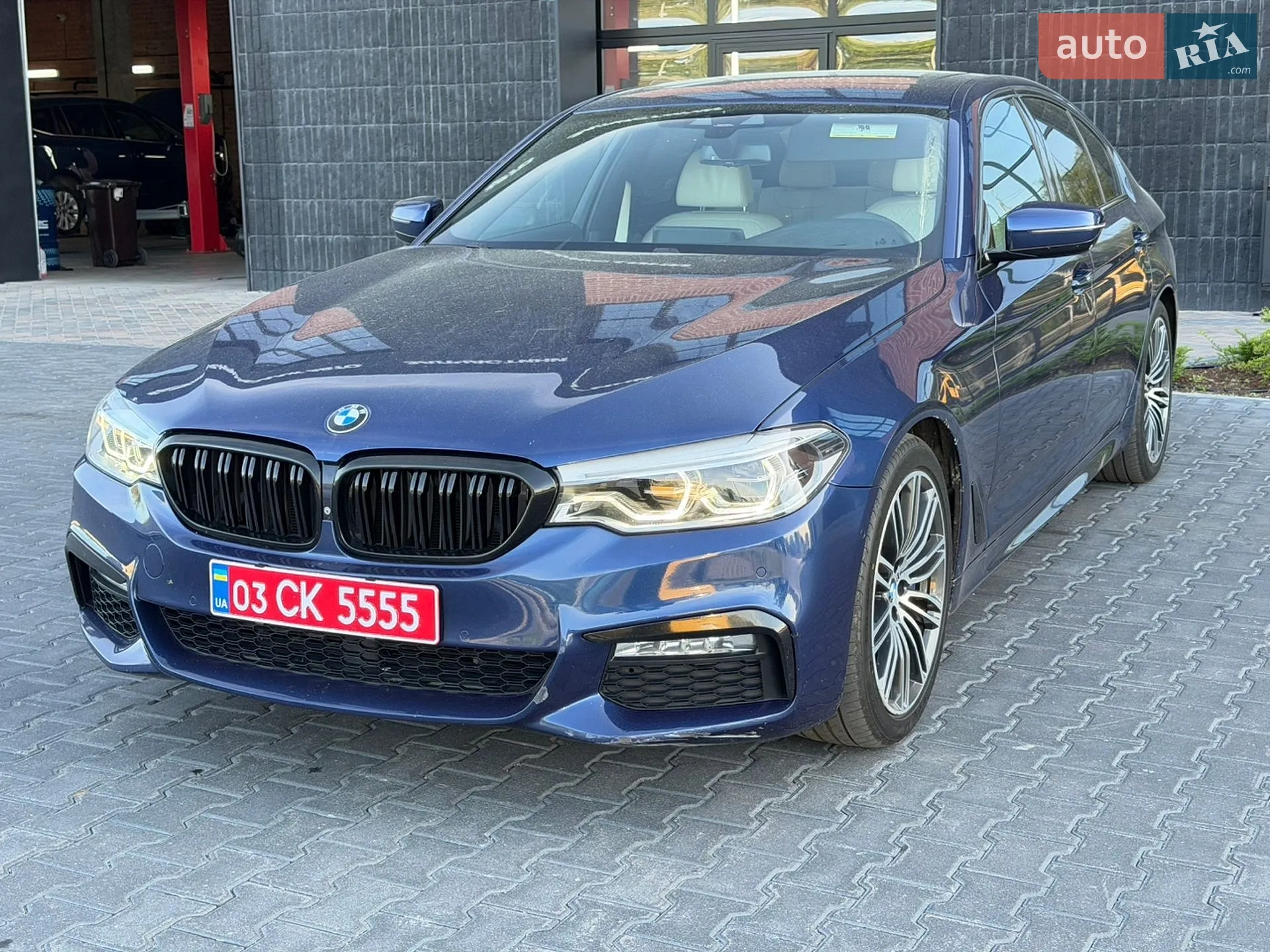 2017 BMW 5er - мініатюра 2