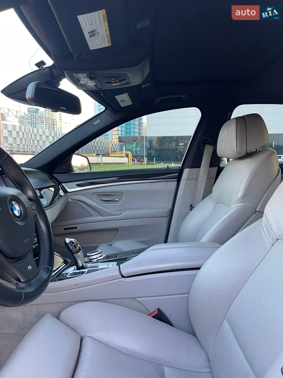 2012 BMW 5er - мініатюра 22