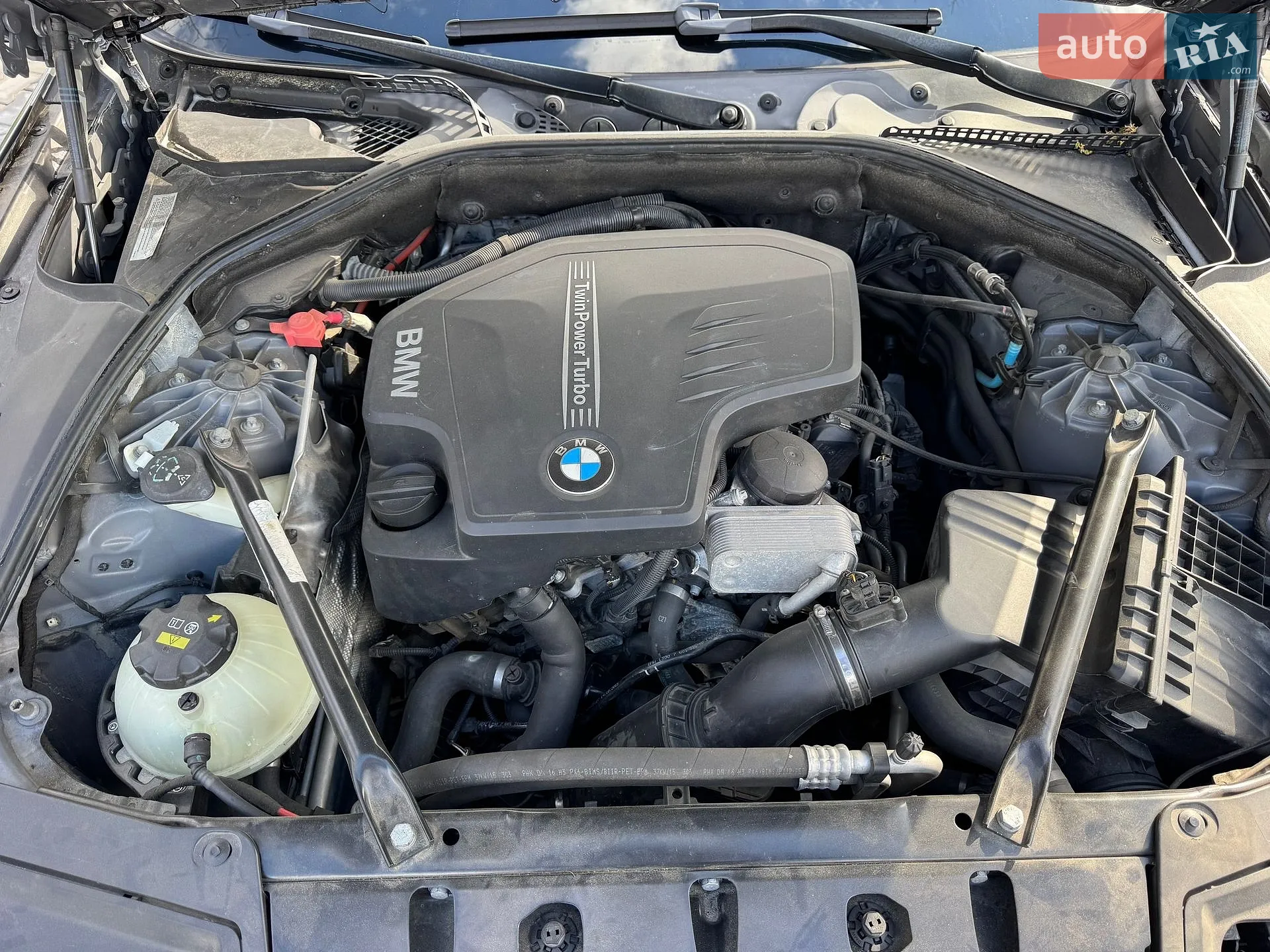 2015 BMW 5er - мініатюра 18
