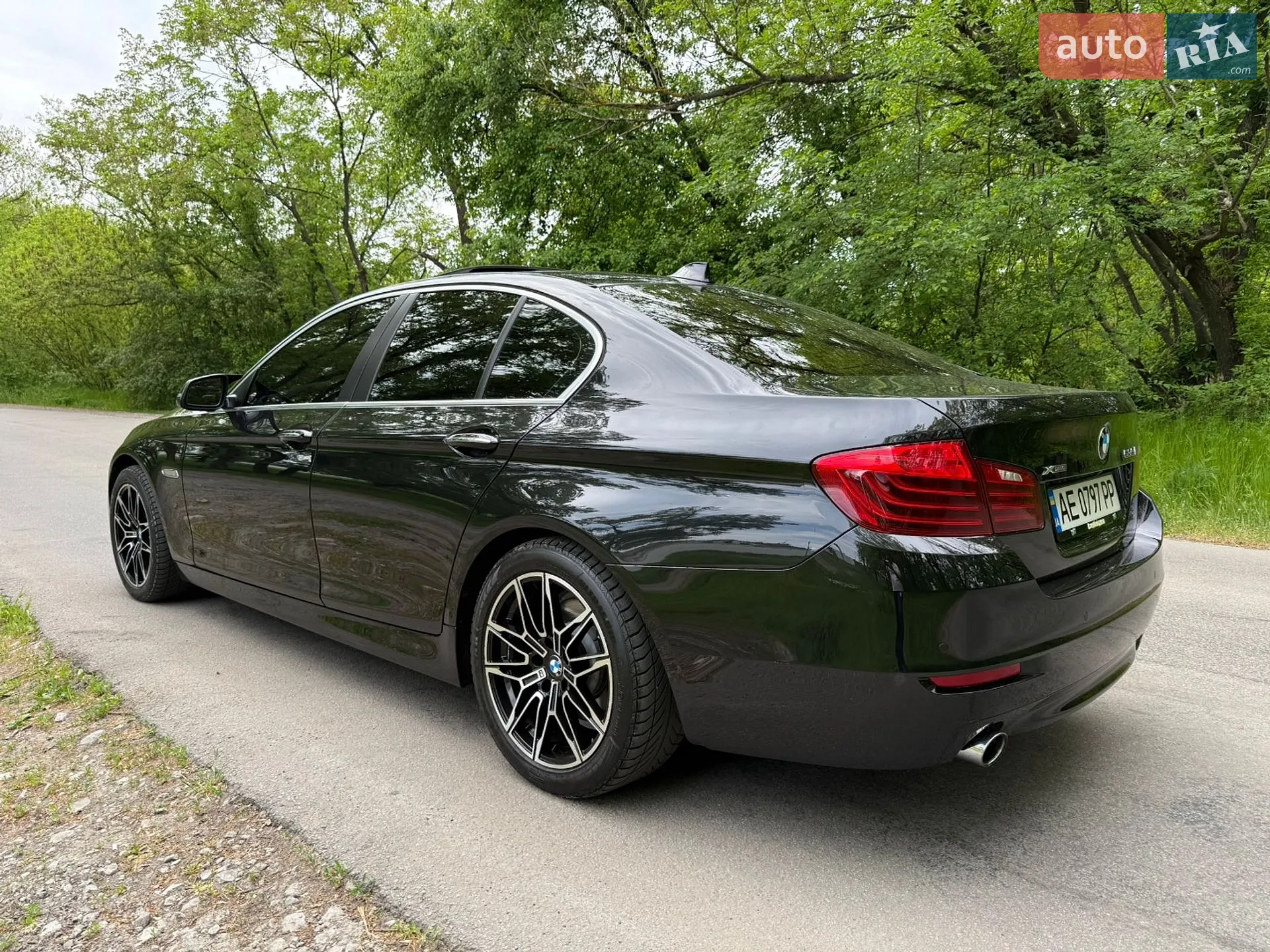 2015 BMW 5er - мініатюра 2
