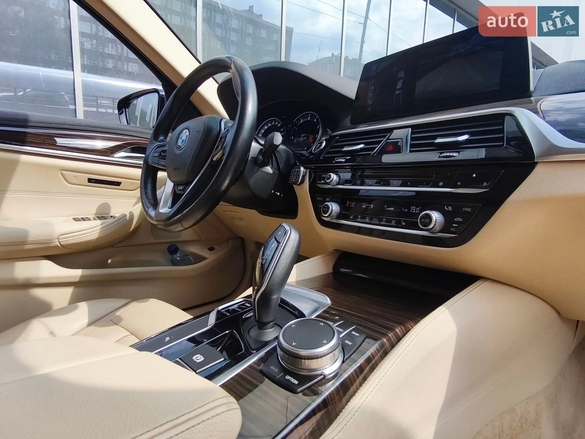 2017 BMW 5er - мініатюра 19