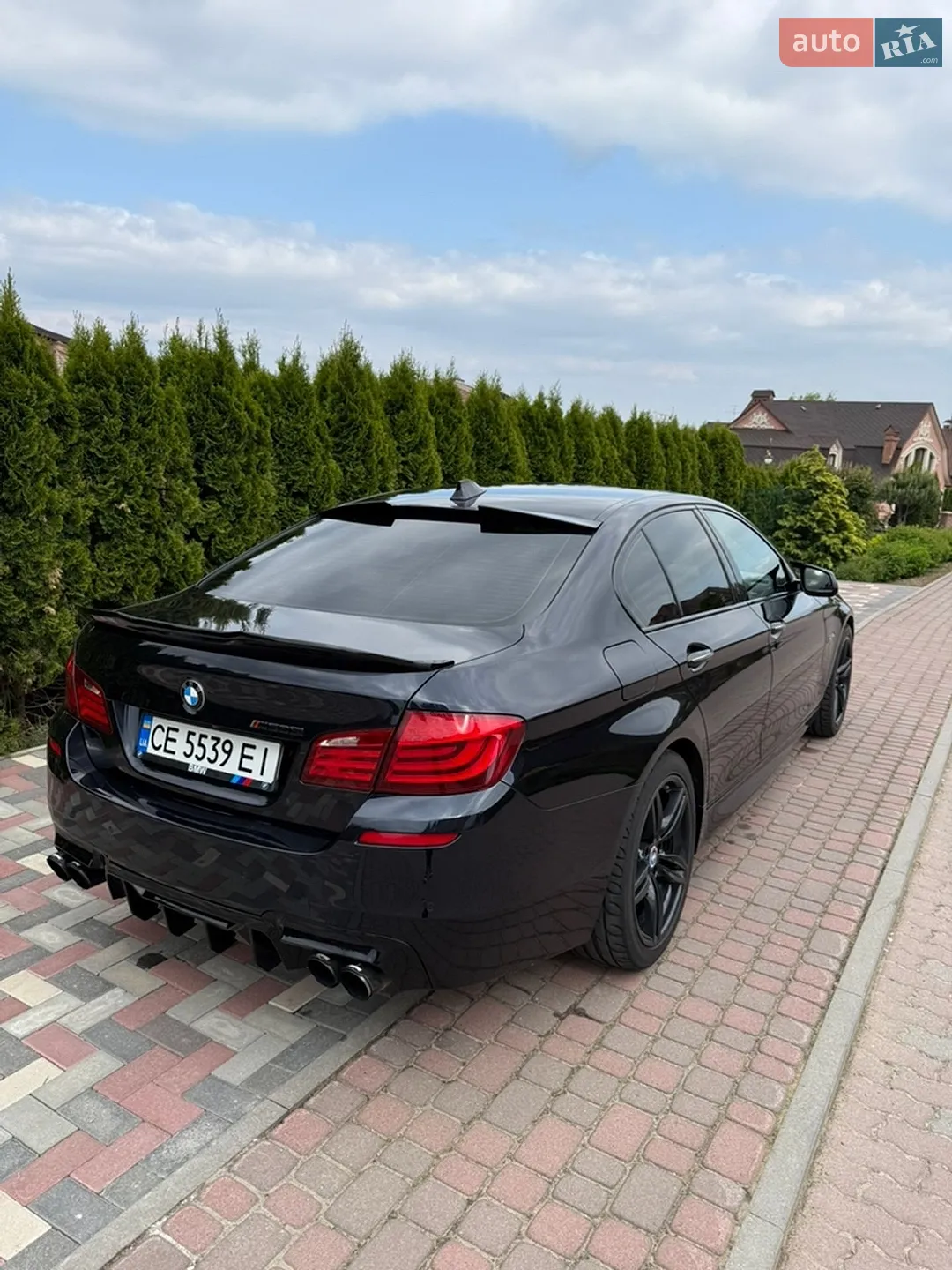 2012 BMW 5er - мініатюра 2