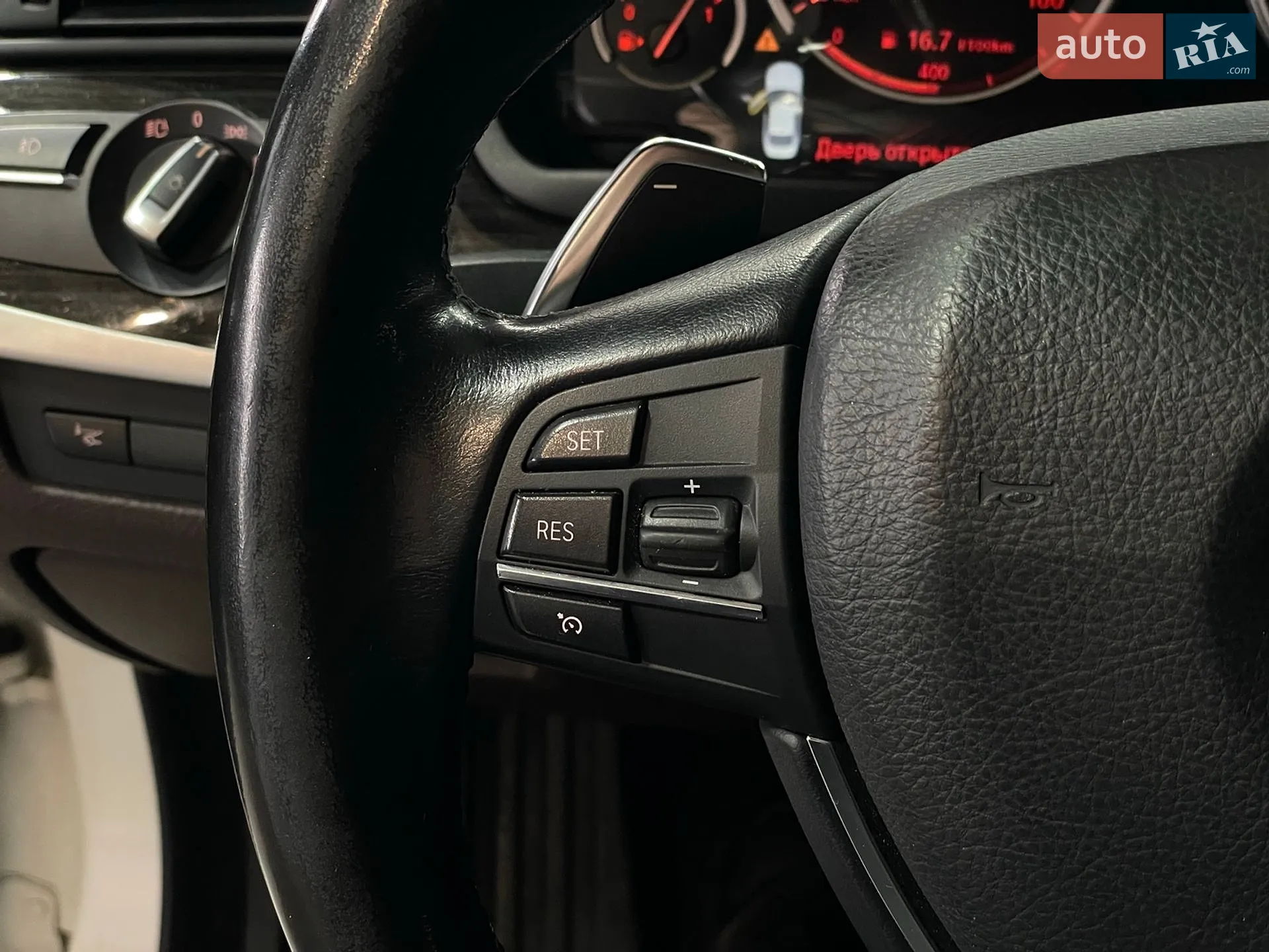 2016 BMW 5er - мініатюра 11