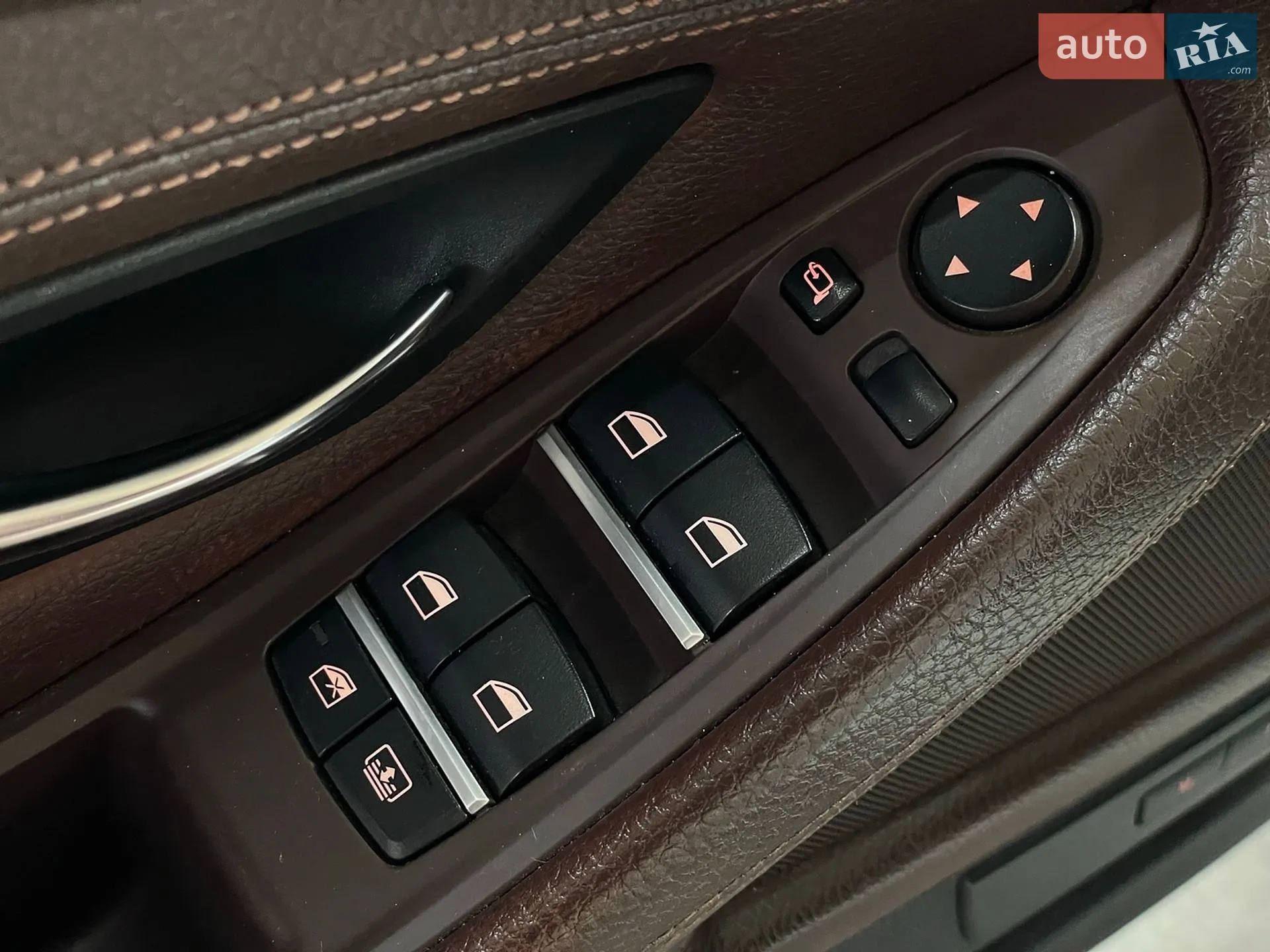 2016 BMW 5er - мініатюра 16