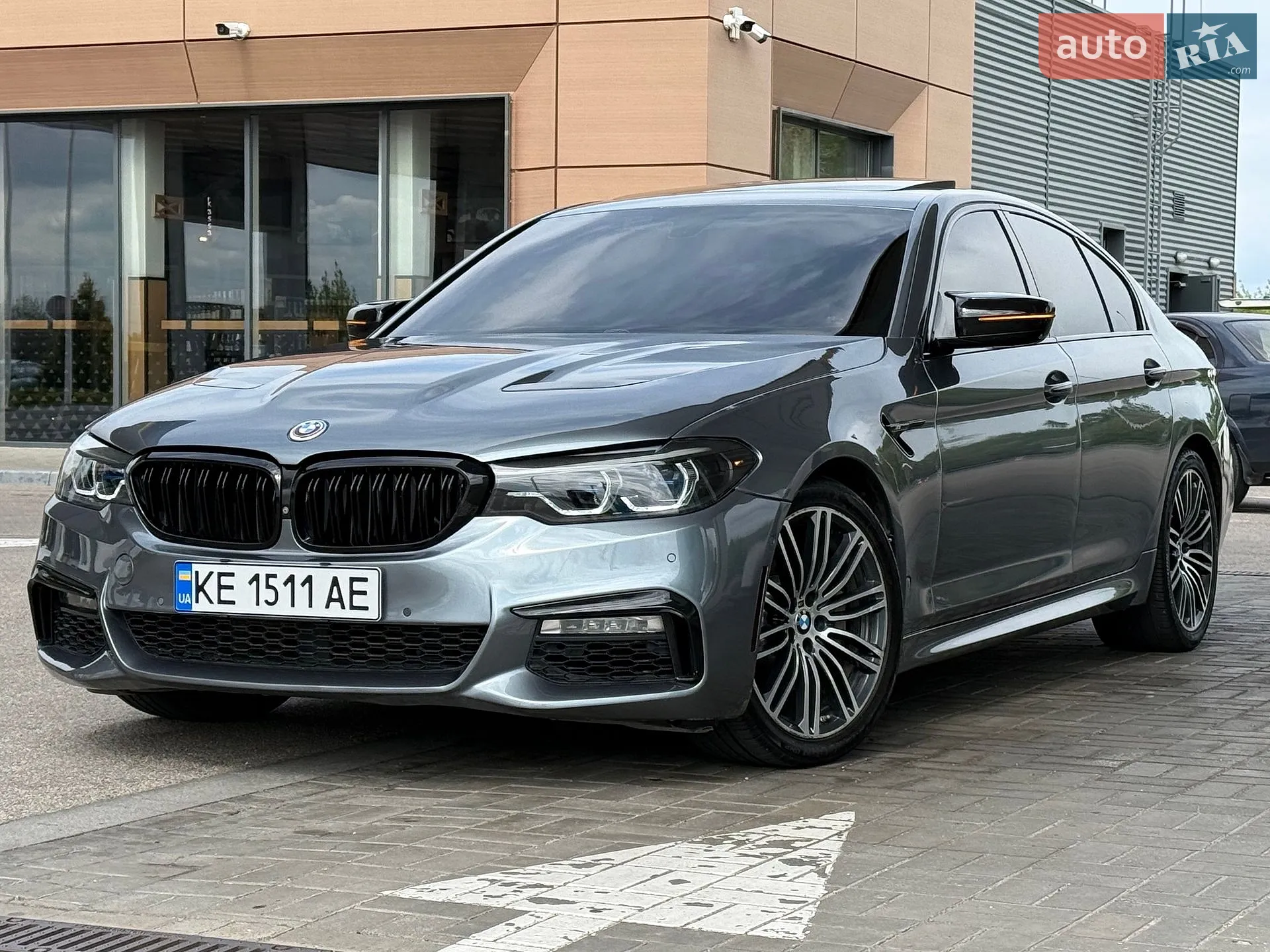 2017 BMW 5er - мініатюра 2
