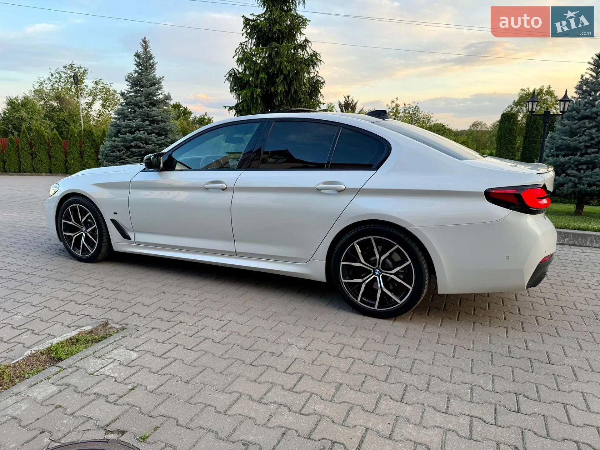 2020 BMW 5er - мініатюра 14