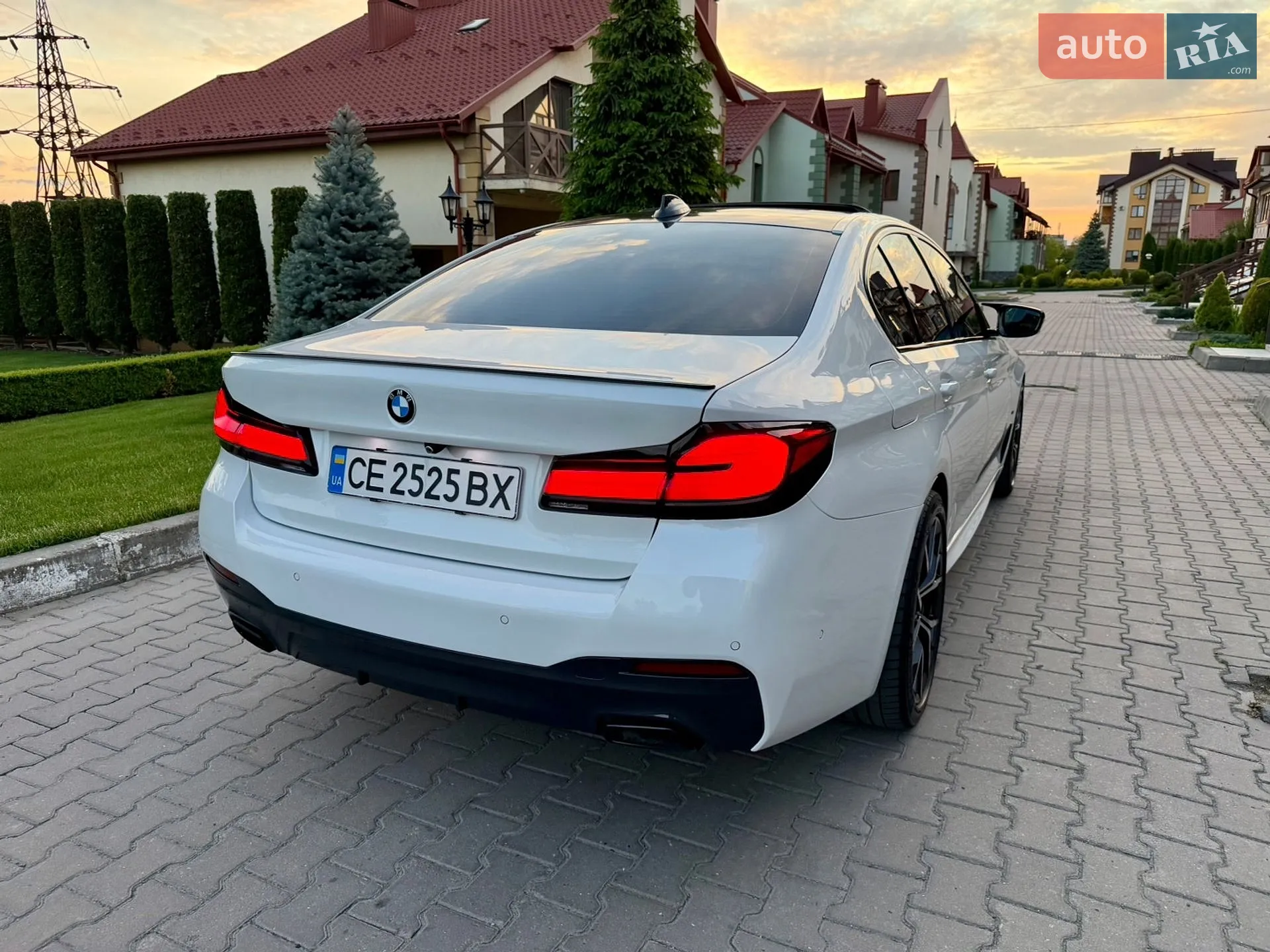 2020 BMW 5er - мініатюра 2