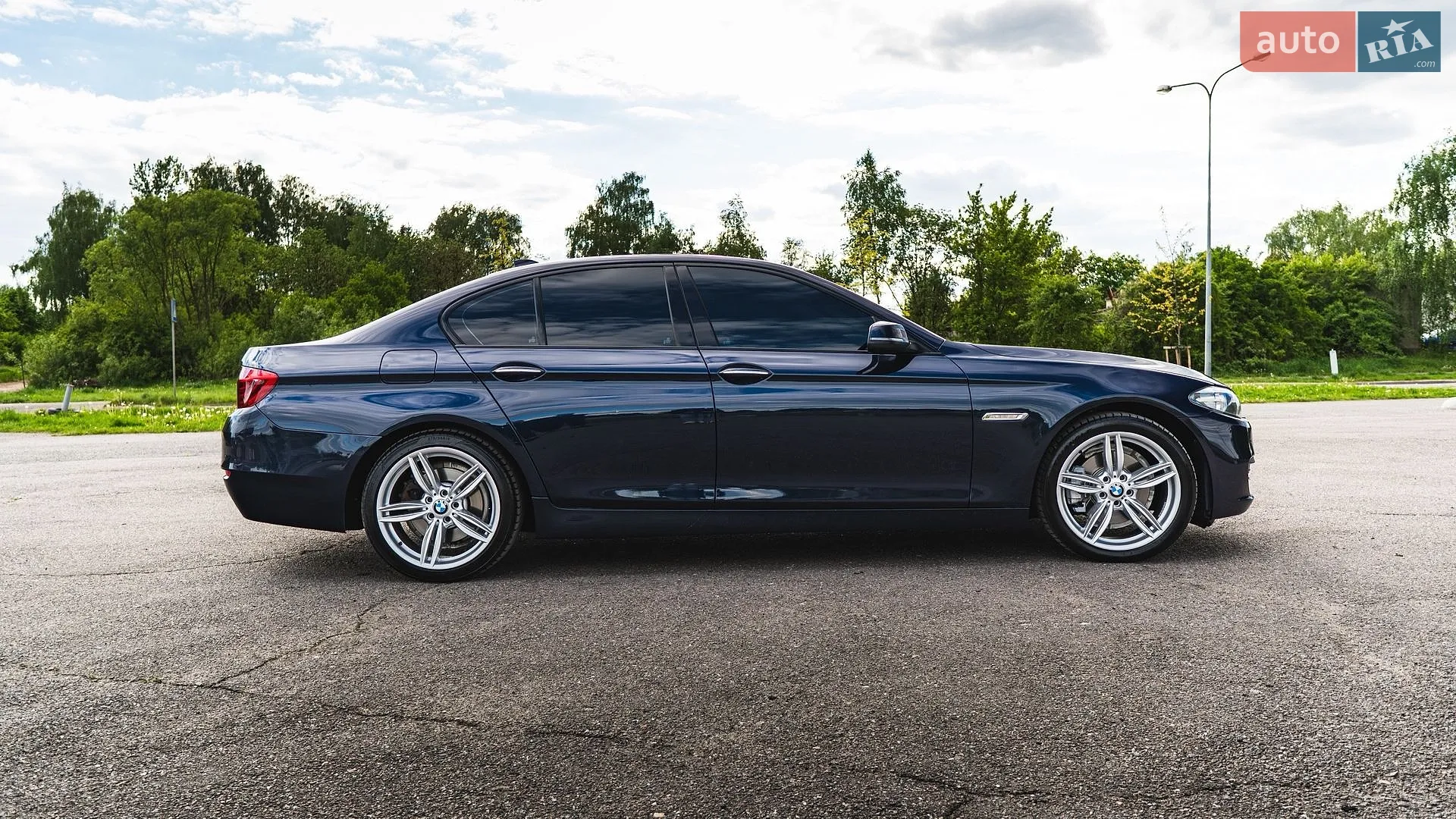 2013 BMW 5er - мініатюра 18