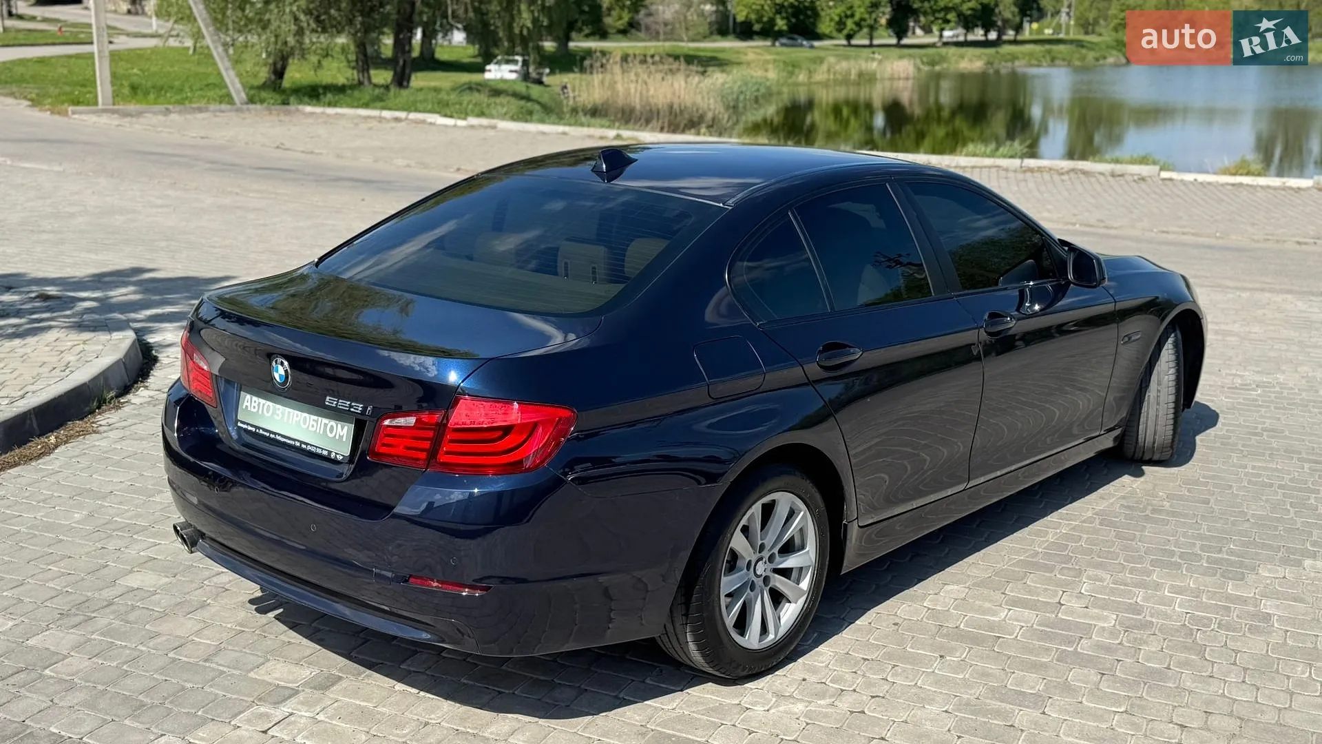 2011 BMW 5er - мініатюра 10