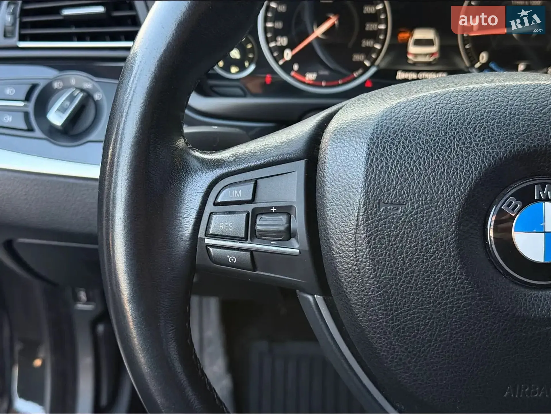2015 BMW 5er - мініатюра 16