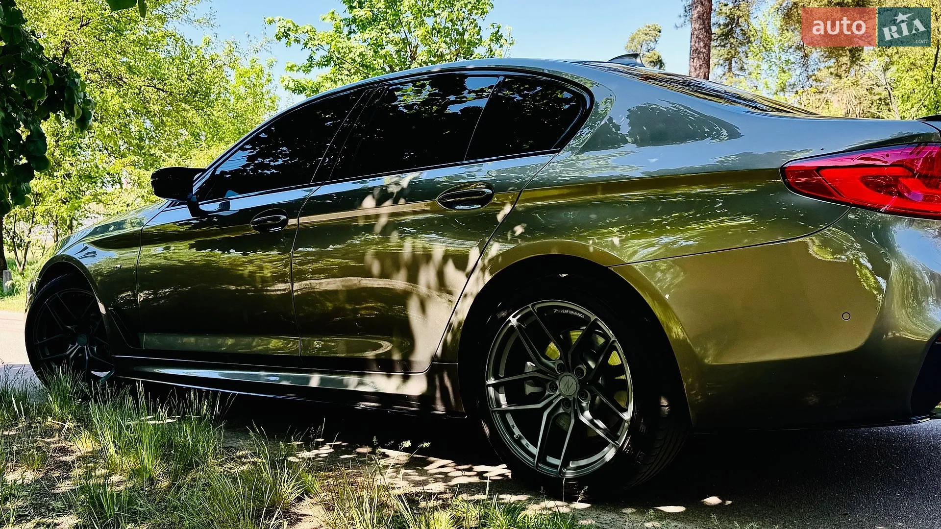 BMW 5 Series 2018 VIN WBAJA7C56JWC74853 фото оголошення 39 з 72