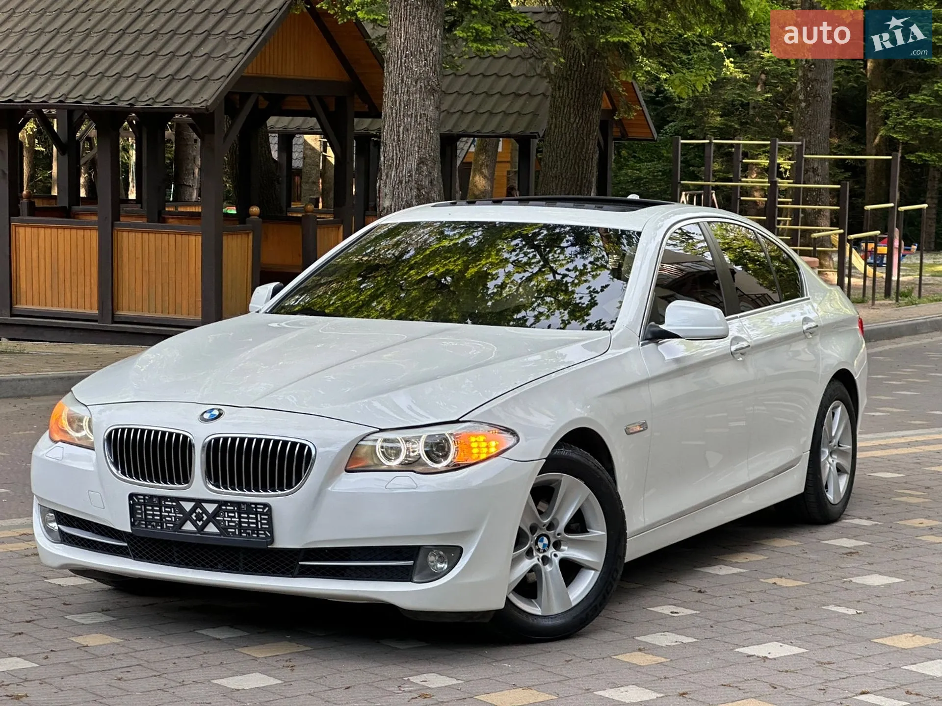 2013 BMW 5er - мініатюра 28