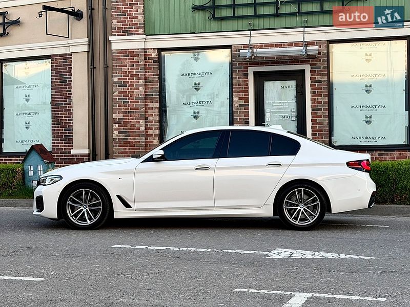 Седан BMW 5 Series 2017 в Киеве