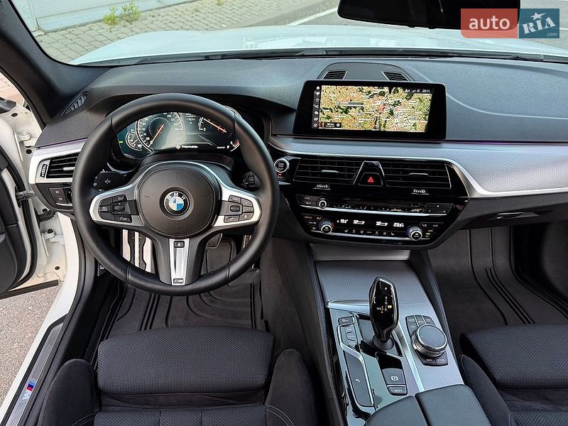 Седан BMW 5 Series 2017 в Киеве