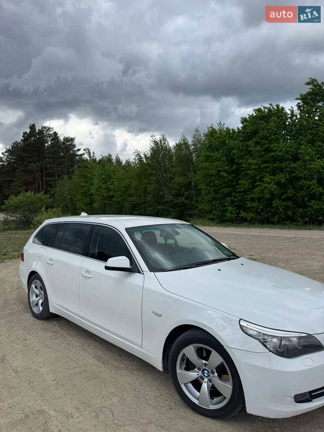 2011 BMW 5er - мініатюра 2