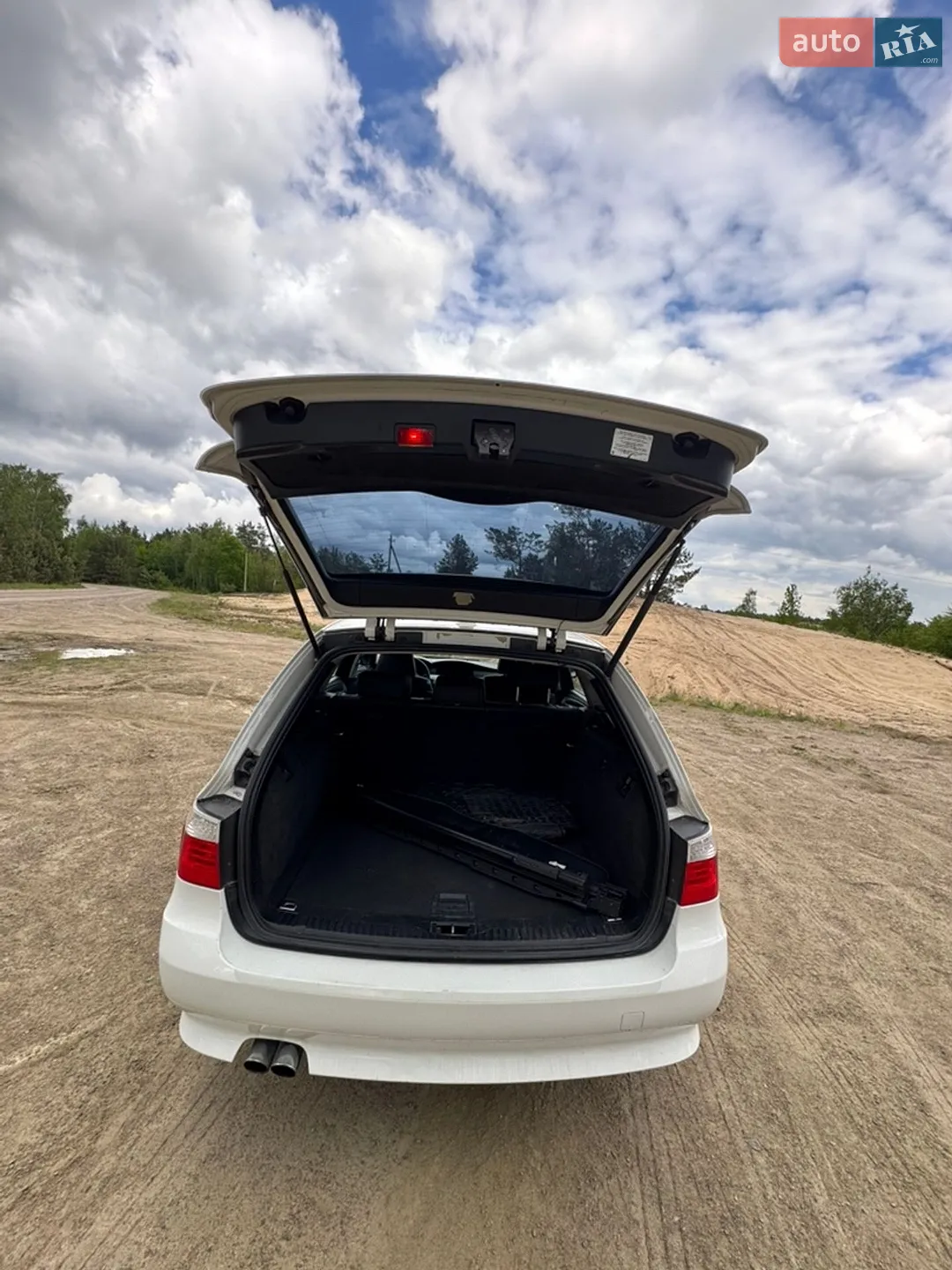 2011 BMW 5er - мініатюра 12