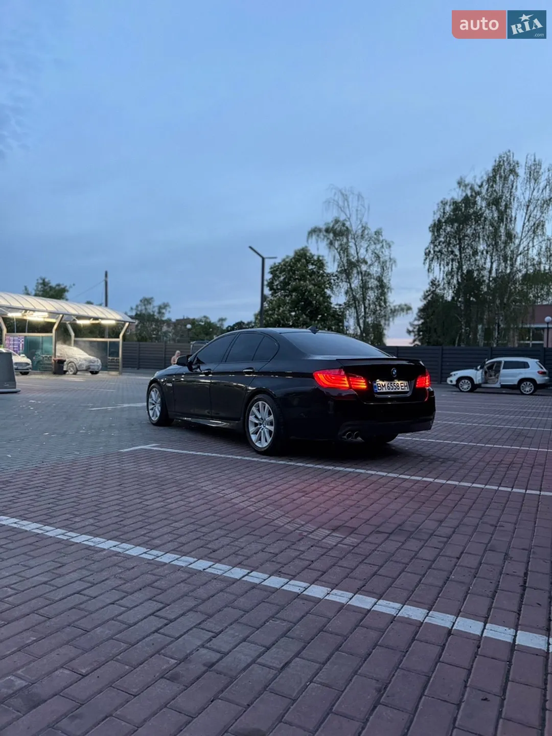 2010 BMW 5er - мініатюра 5