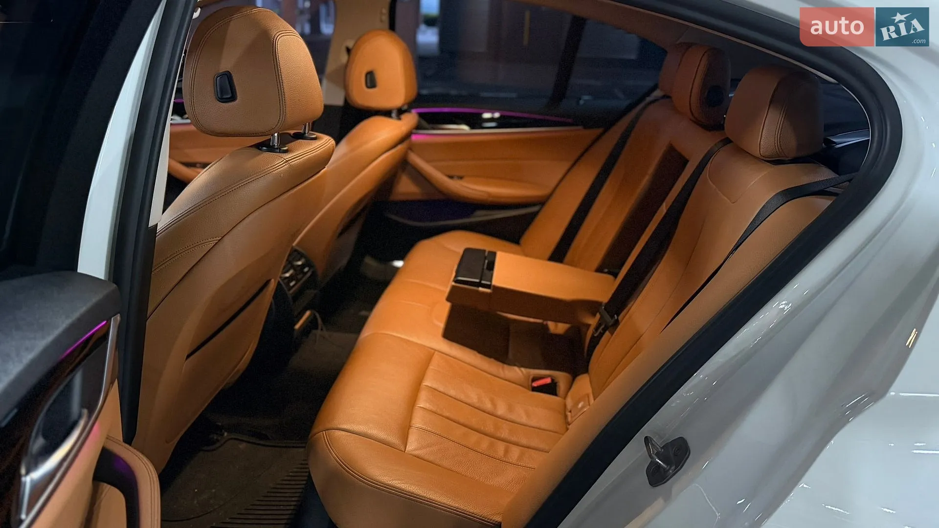 2017 BMW 5er - мініатюра 18