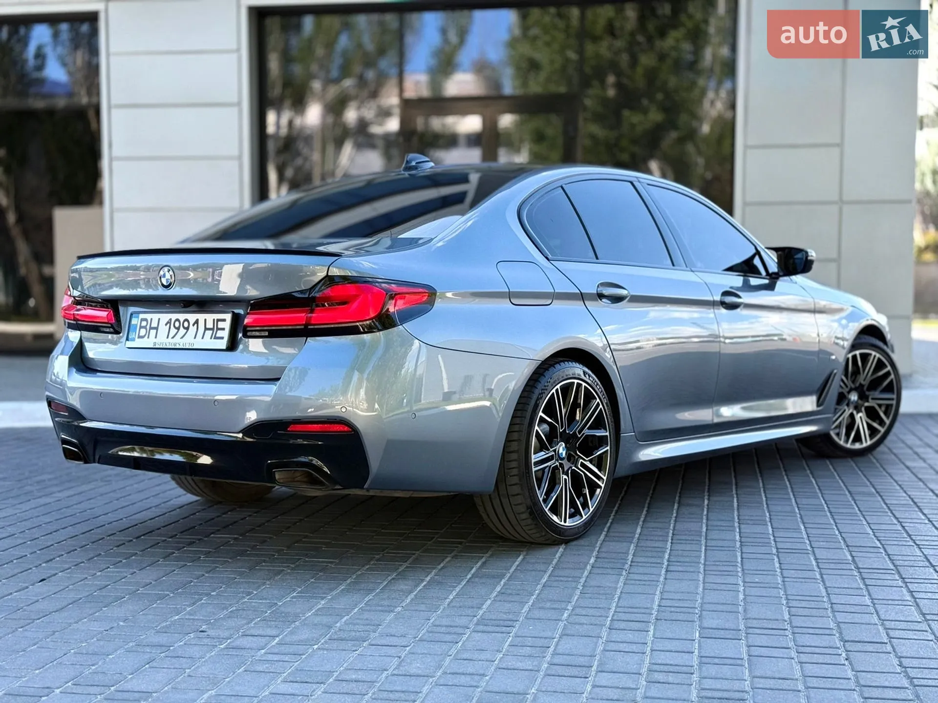 2021 BMW 5er - мініатюра 3