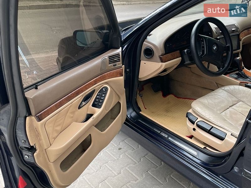 Седан BMW 5 Series 1998 в Одессе
