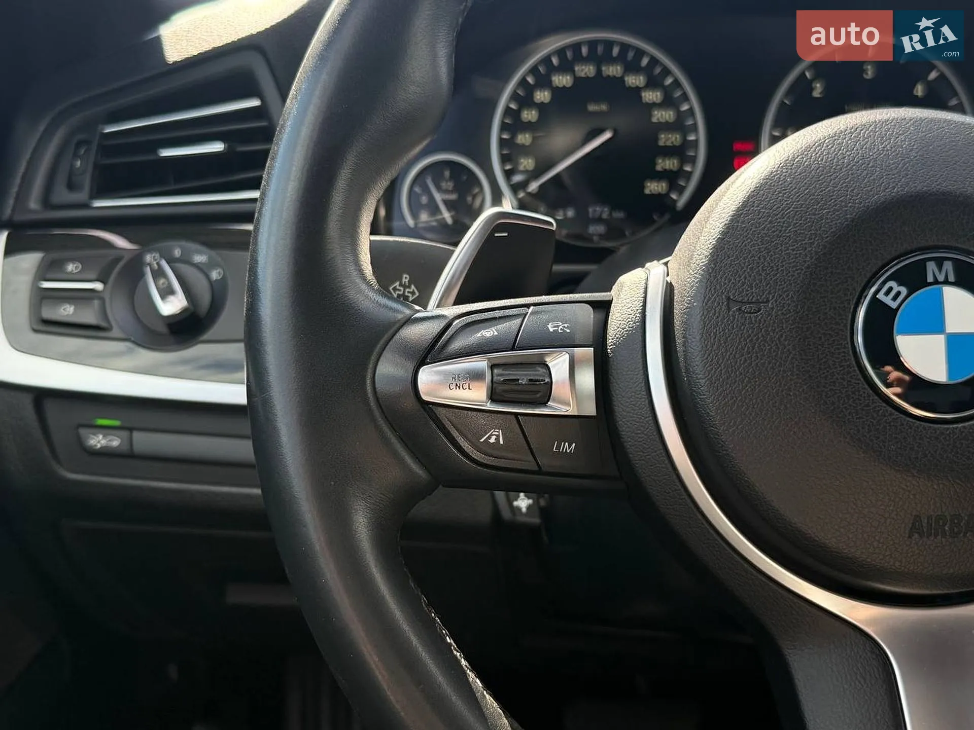 2010 BMW 5er - мініатюра 15