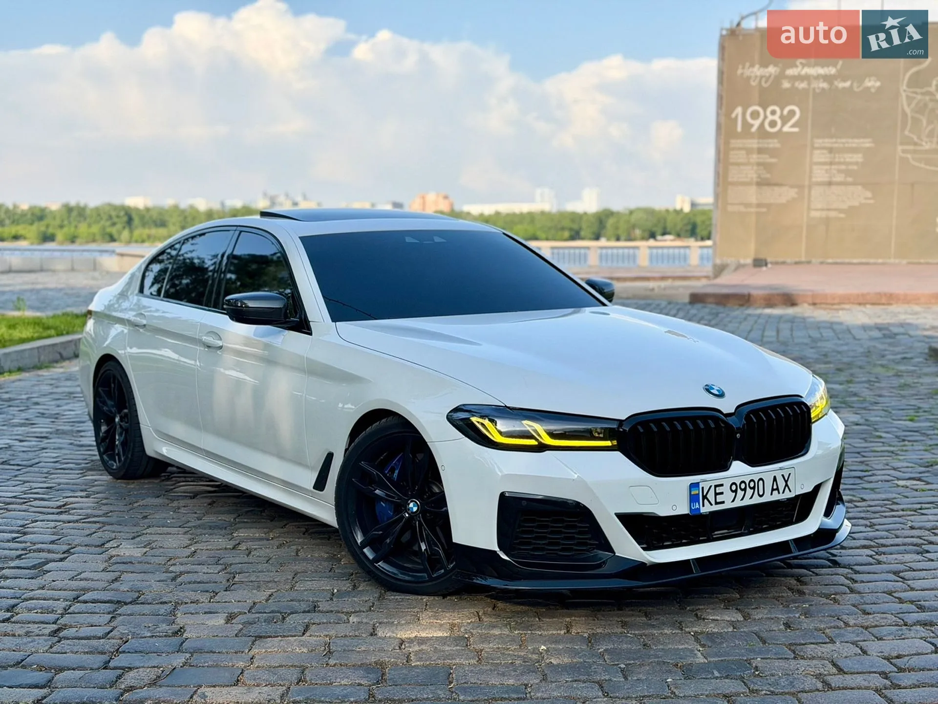 2019 BMW 5er - мініатюра 3