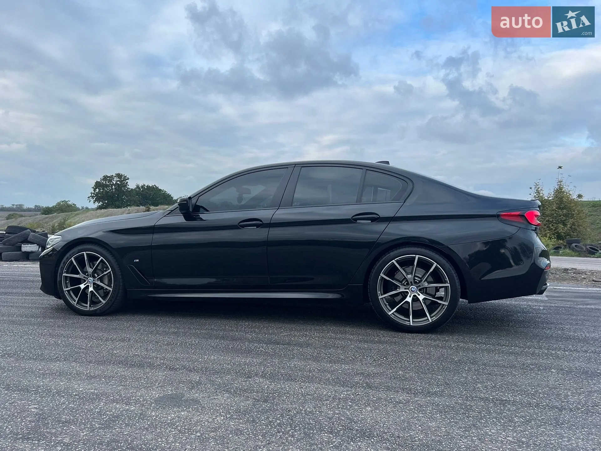 2017 BMW 5er - мініатюра 19