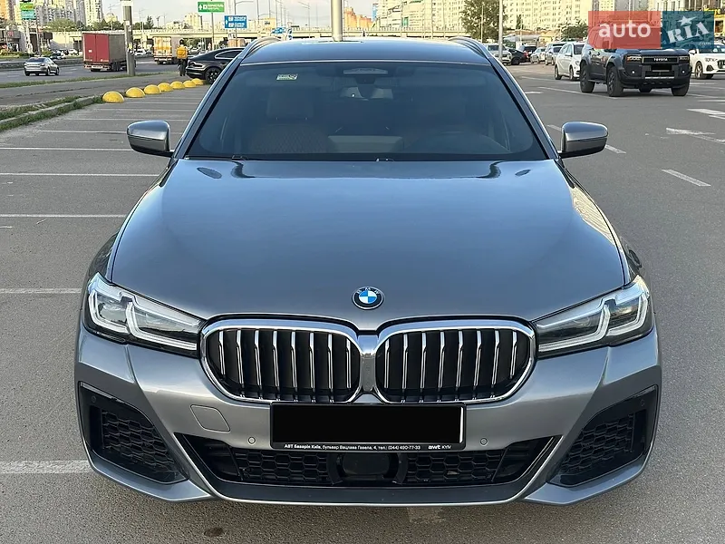 BMW 5 Series 2023