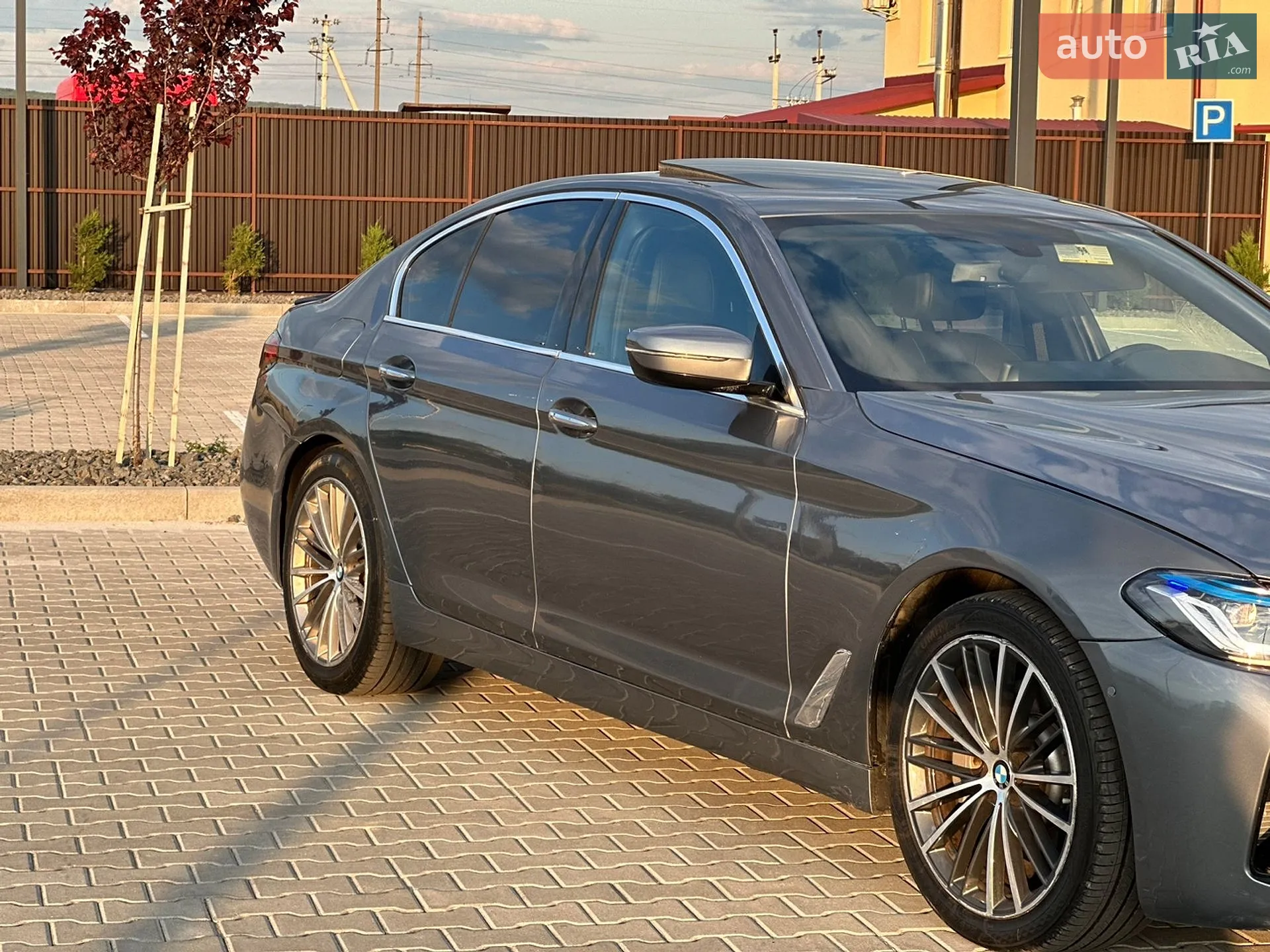 2017 BMW 5er - мініатюра 5