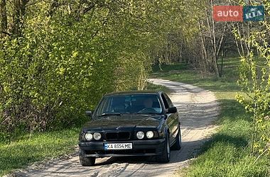 Седан BMW 5 Series 1995 в Белогородке