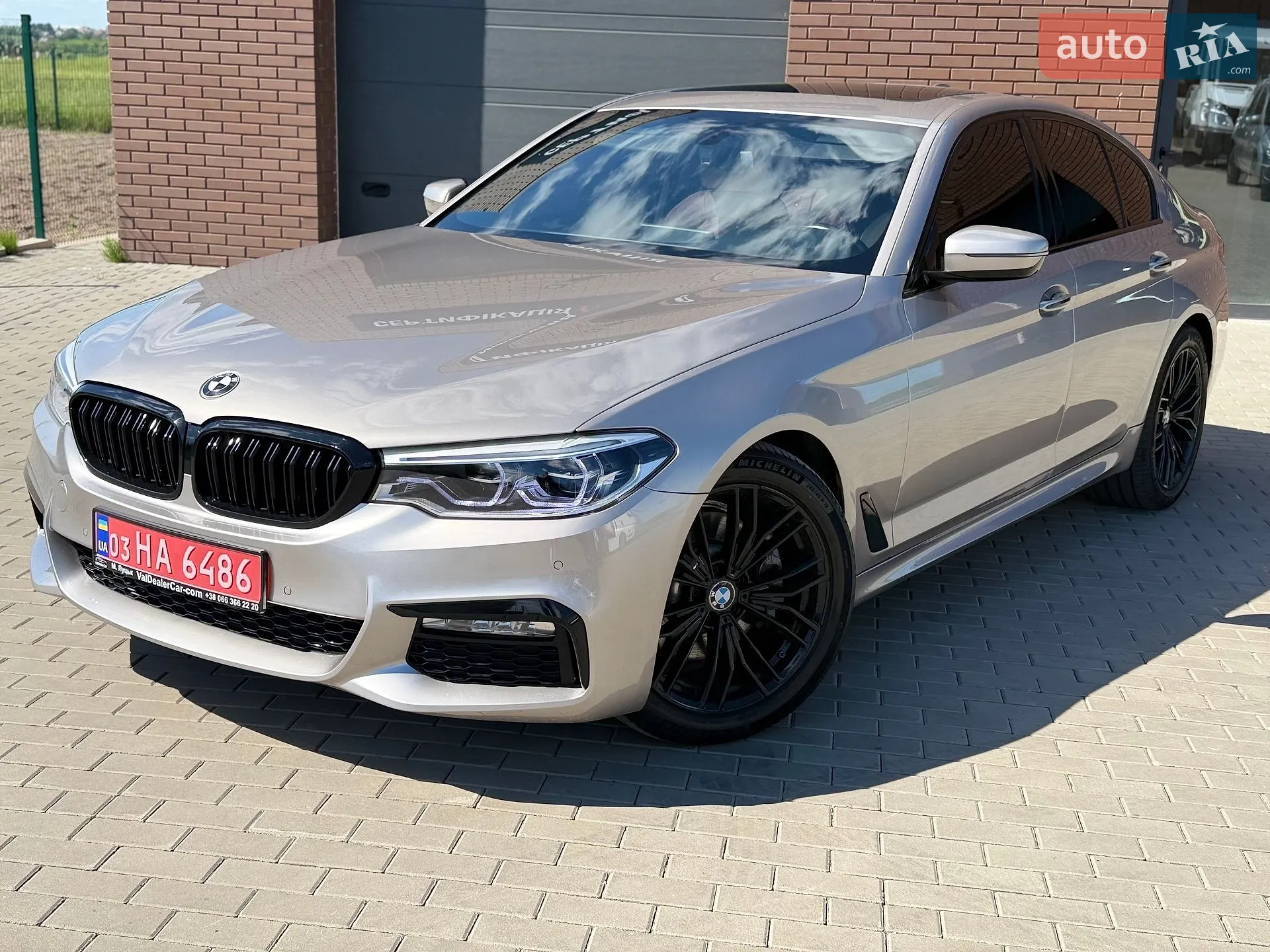 2017 BMW 5er - мініатюра 2
