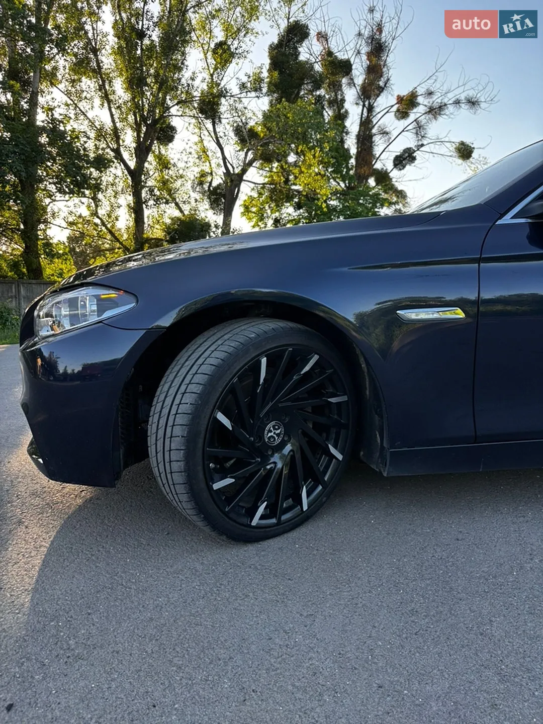 2012 BMW 5er - мініатюра 4