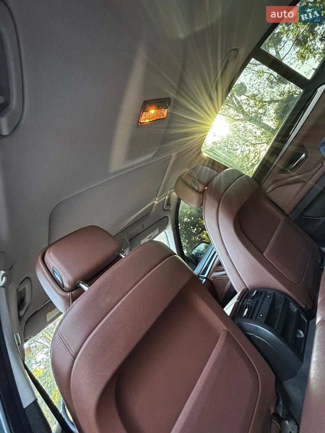 2012 BMW 5er - мініатюра 21