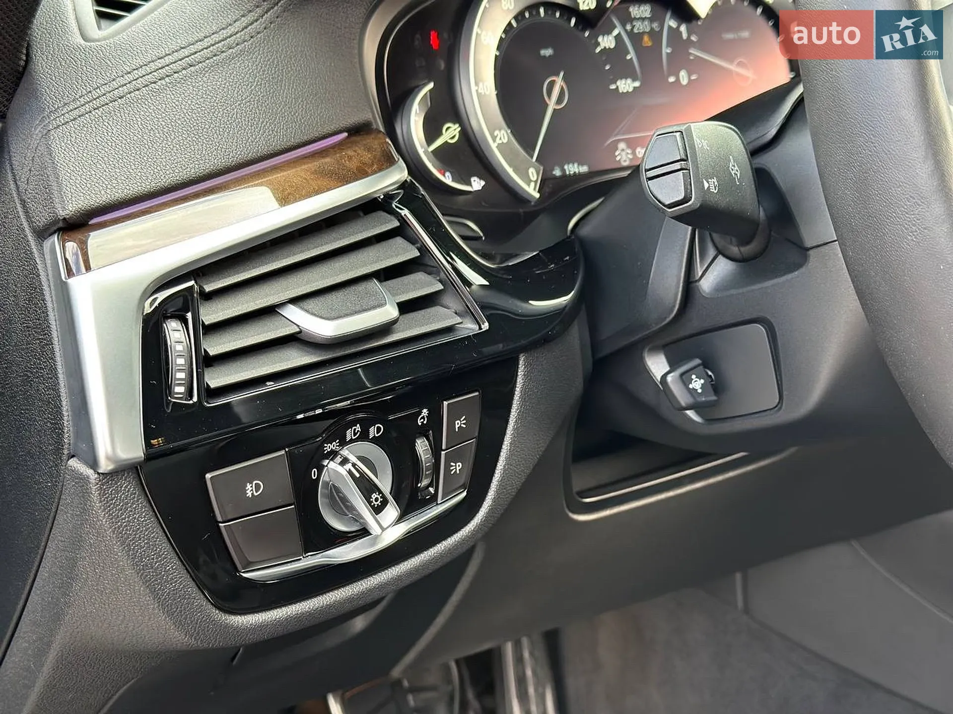 2017 BMW 5er - мініатюра 16