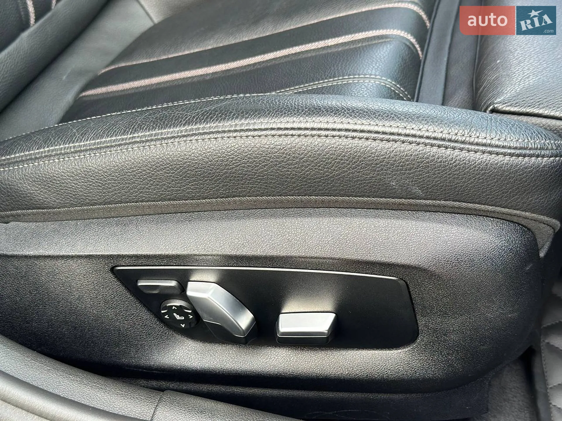 2017 BMW 5er - мініатюра 36