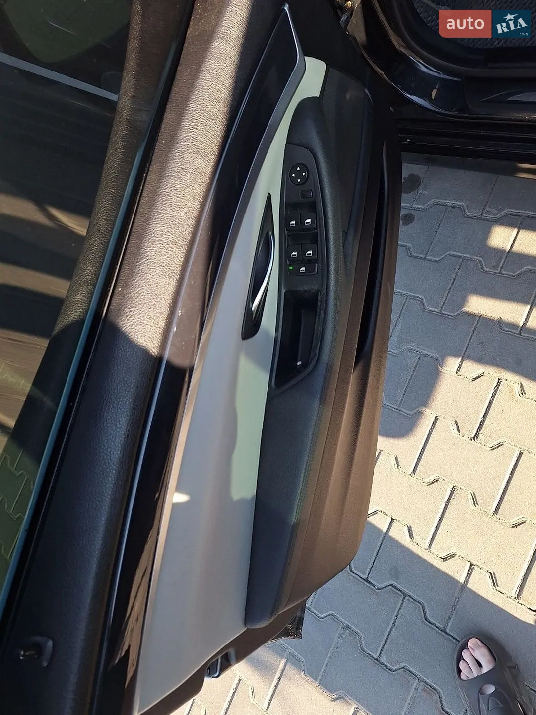 2010 BMW 5er - мініатюра 6