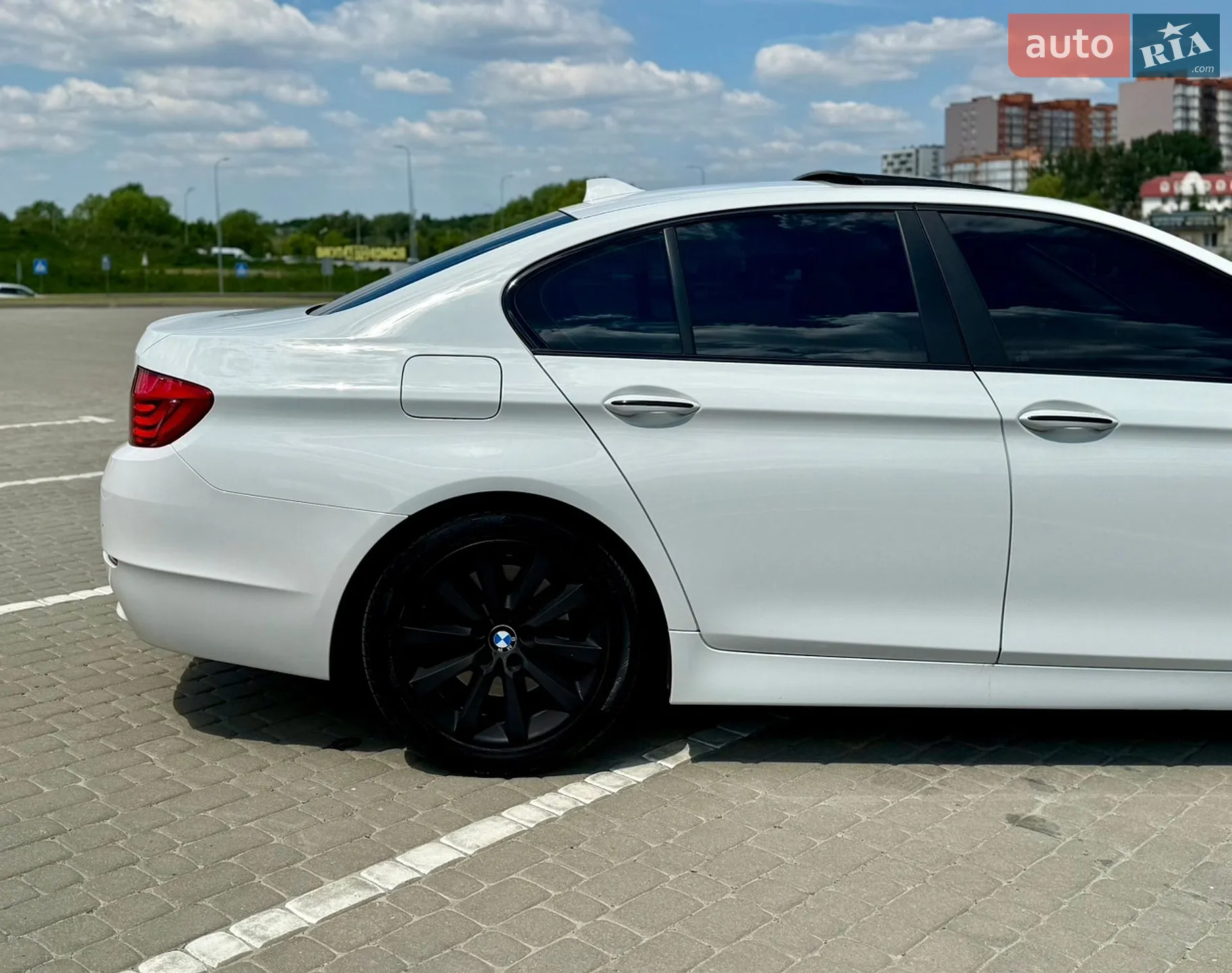 2011 BMW 5er - мініатюра 16