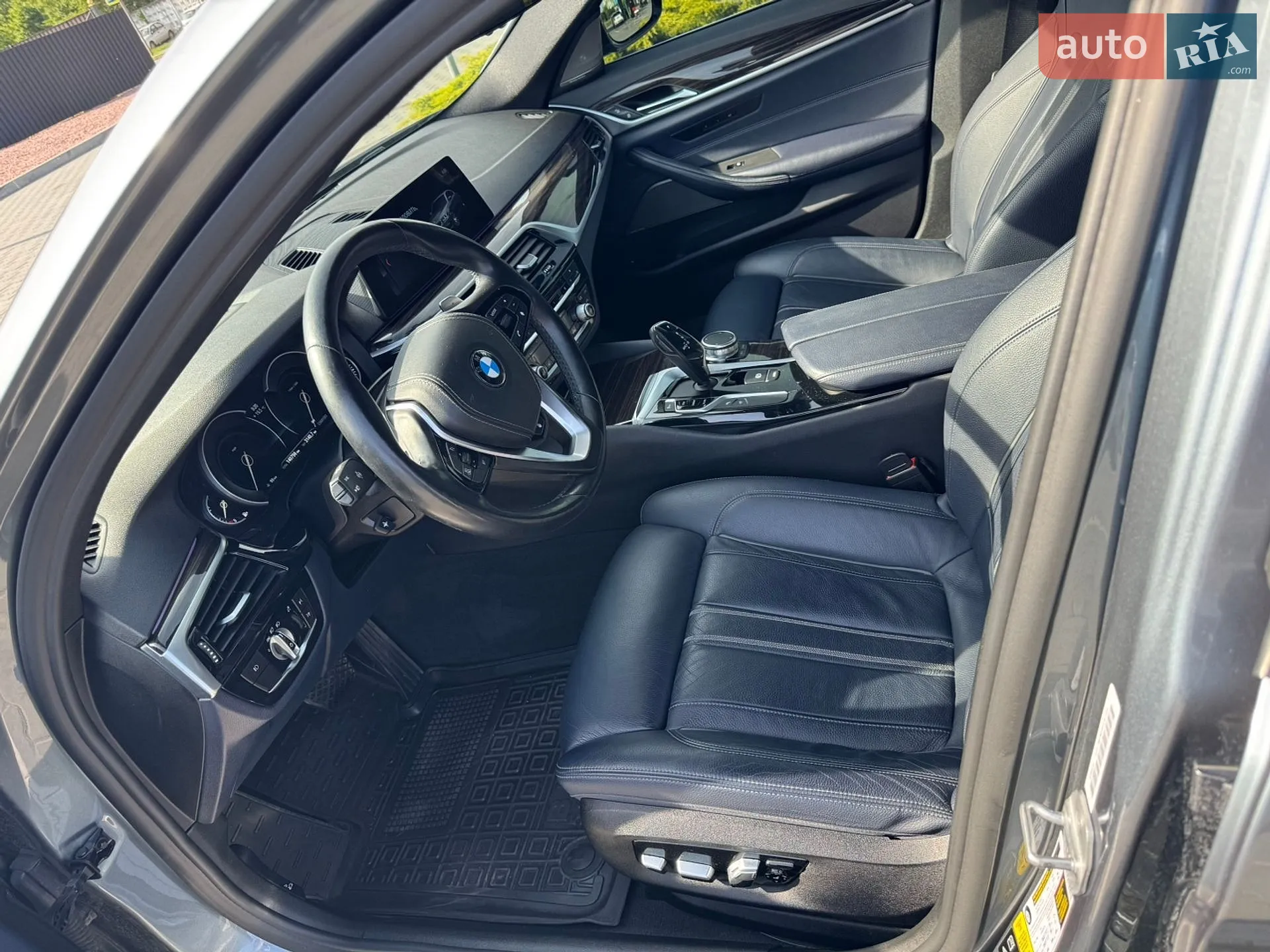 2017 BMW 5er - мініатюра 24
