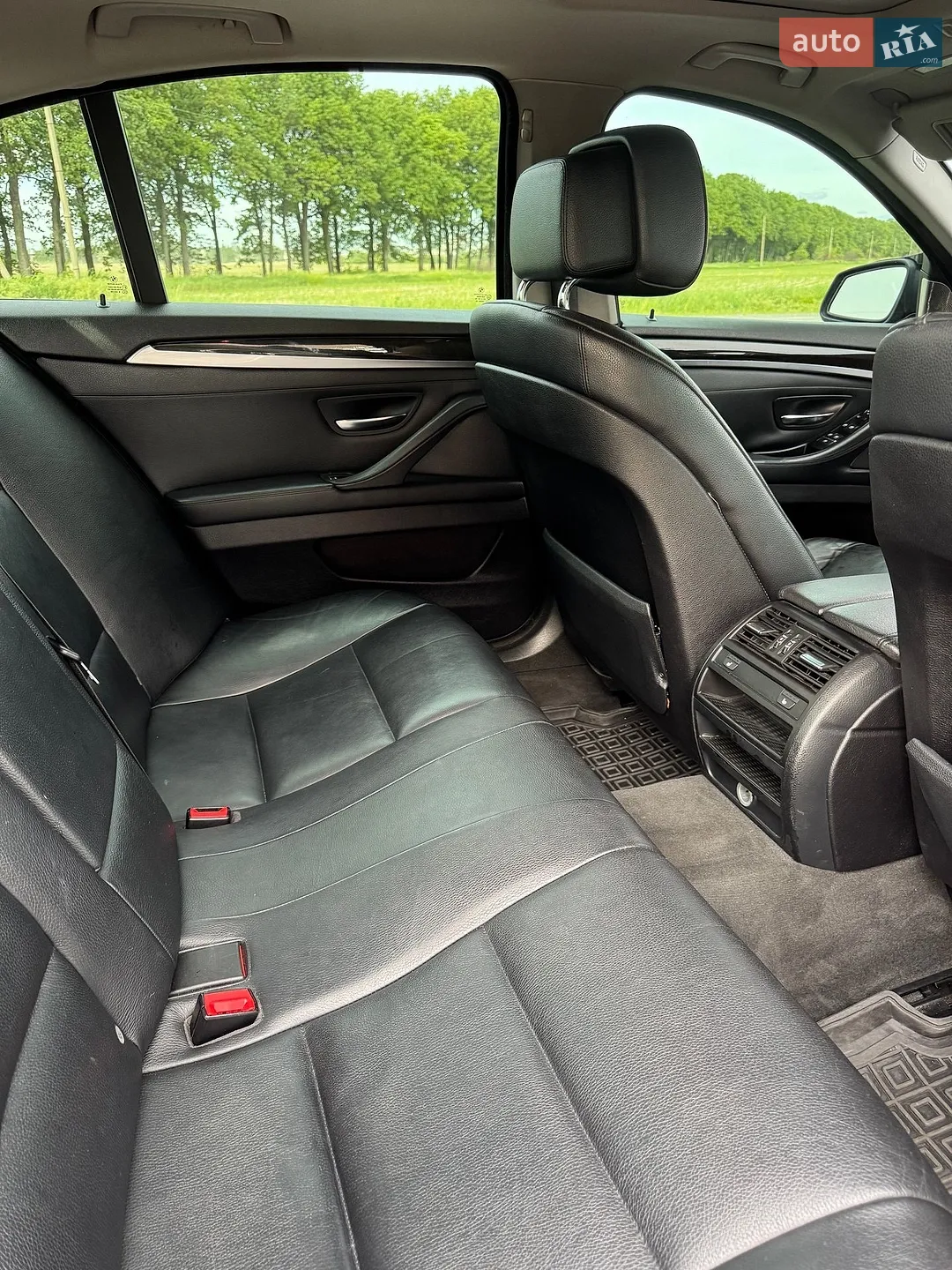 2010 BMW 5er - мініатюра 13