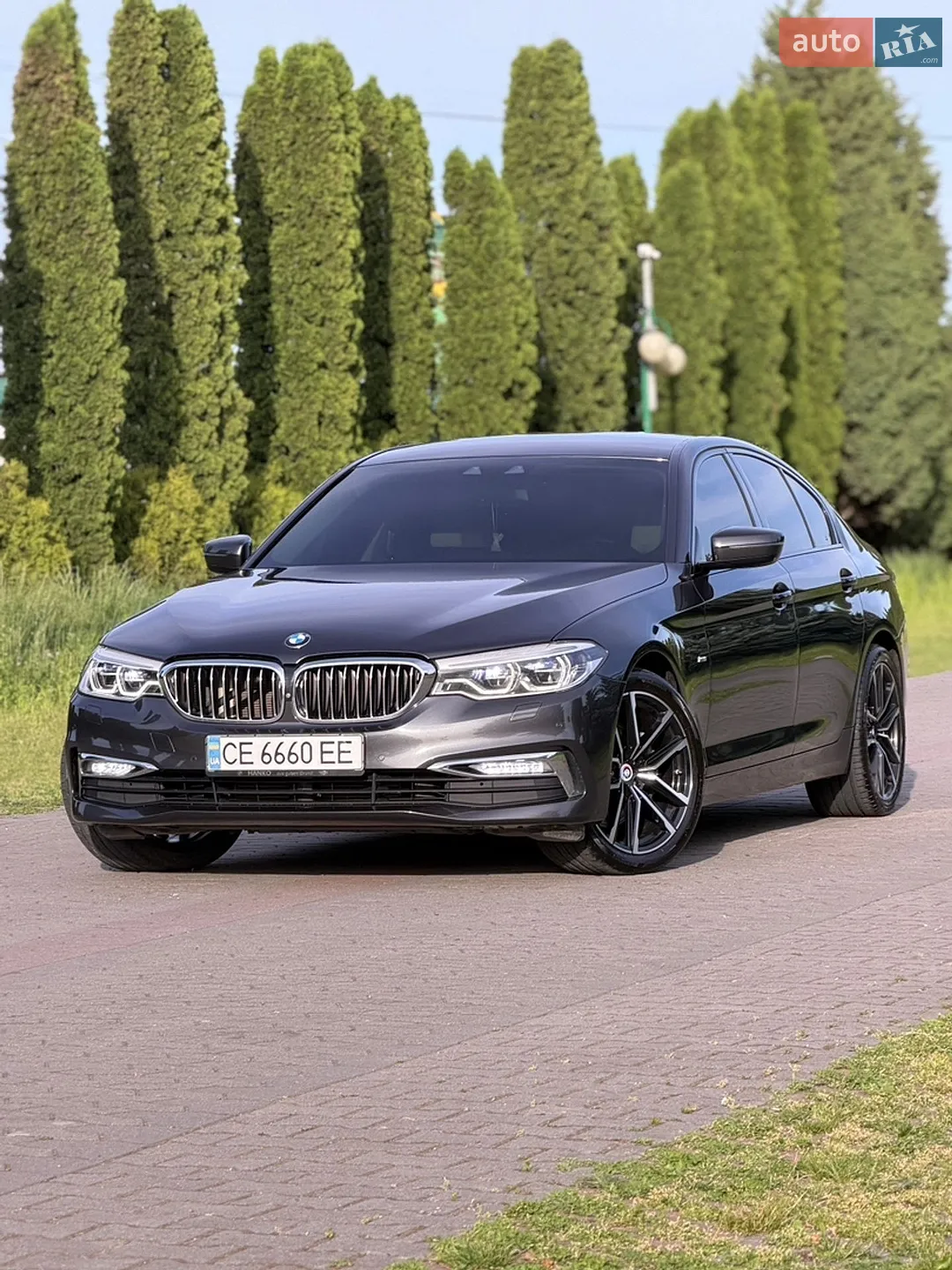2017 BMW 5er - мініатюра 2