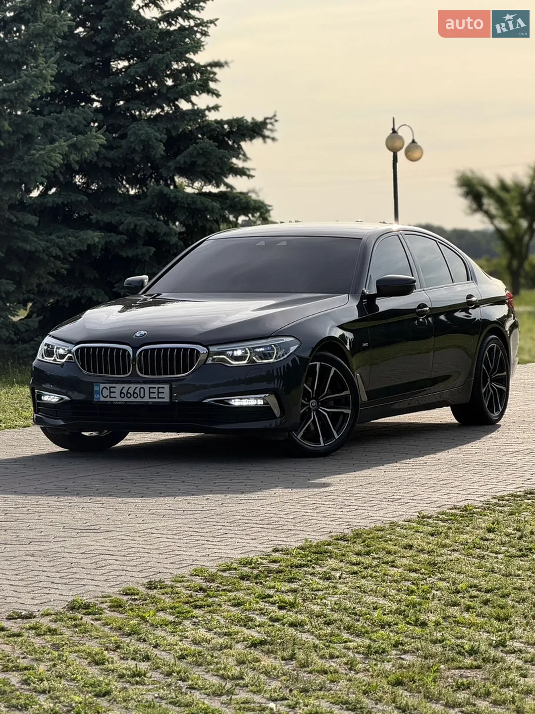 2017 BMW 5er - мініатюра 7