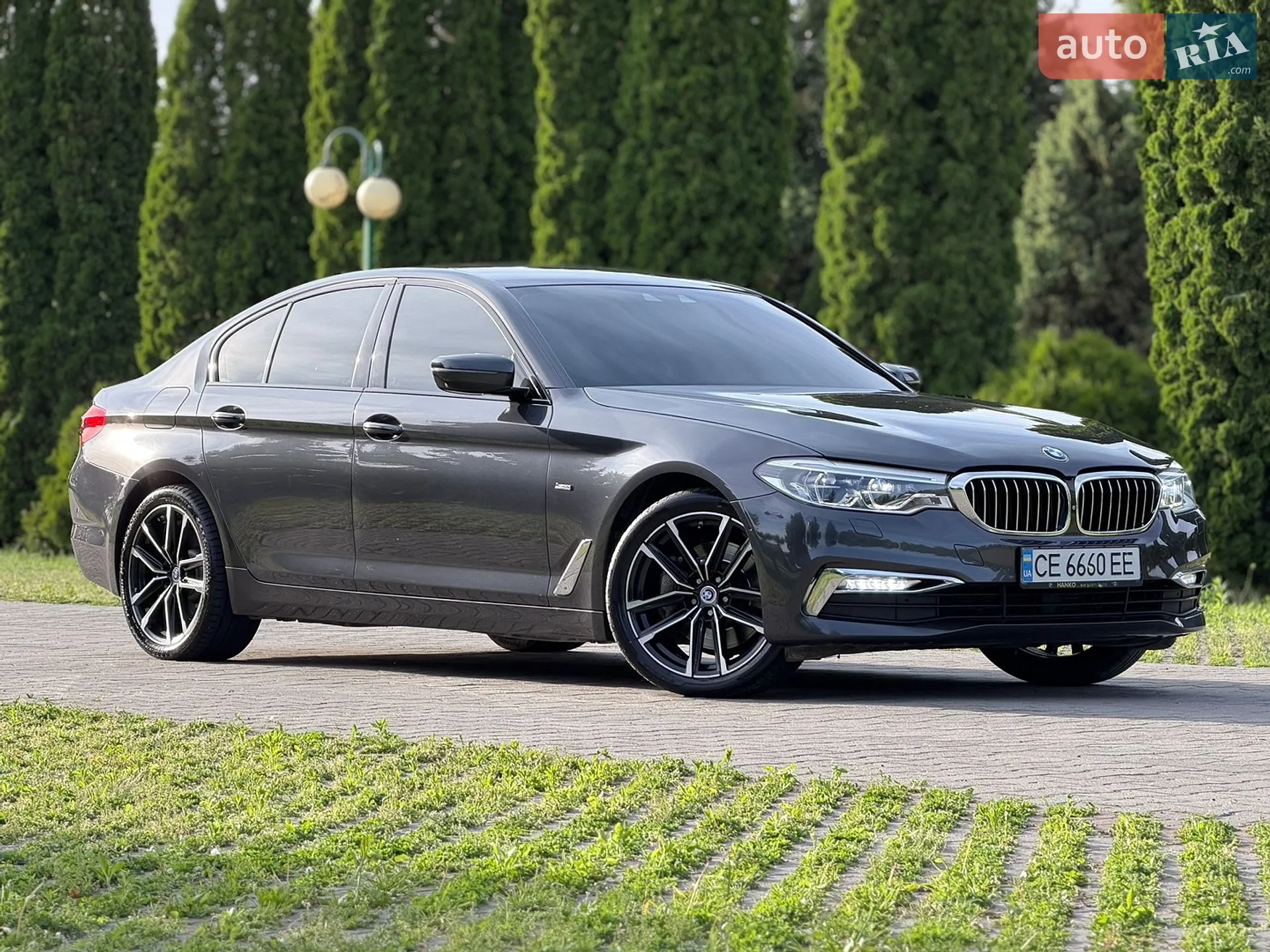 2017 BMW 5er - мініатюра 14