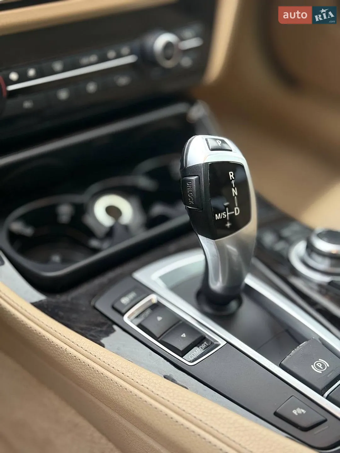 2012 BMW 5er - мініатюра 16