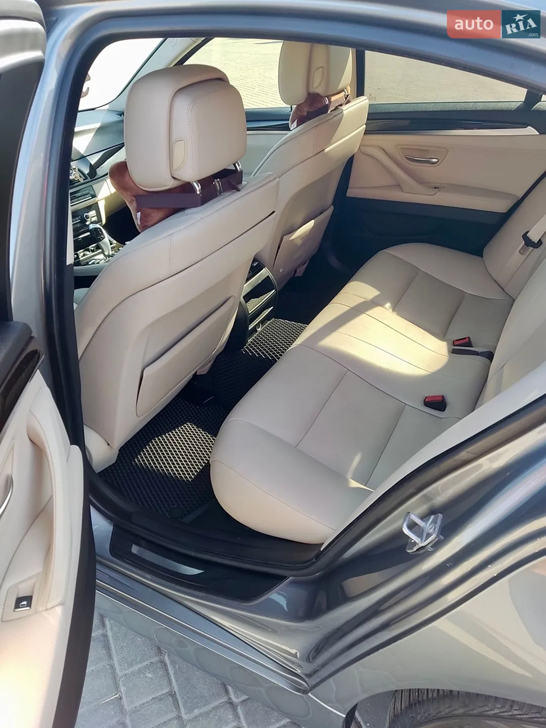 2012 BMW 5er - мініатюра 17